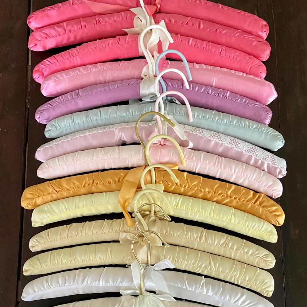 14 Padded Clothes Hangers